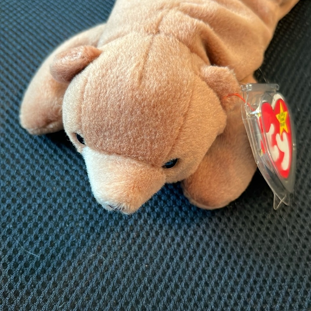 Ty Cubbie the brown bear mint condition never used or played with comes with tag